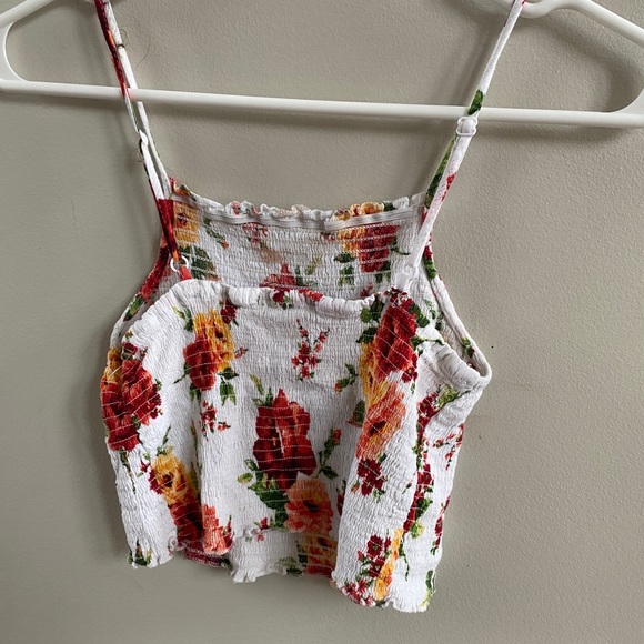 cropped flower tank top - Picture 2 of 2